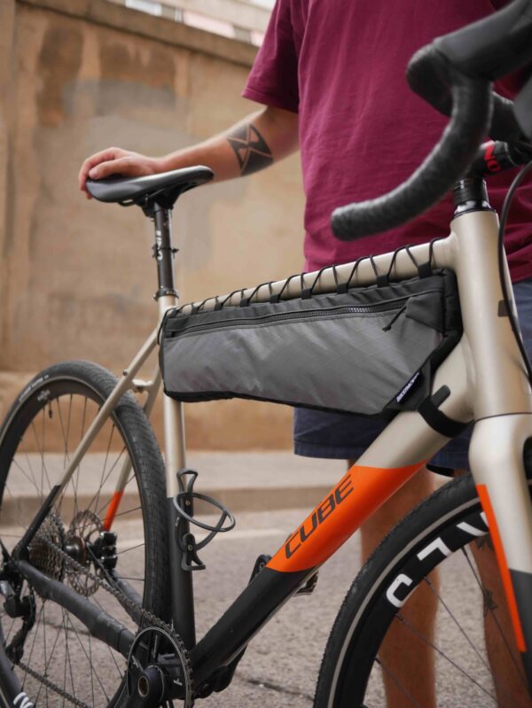HALF FRAMEBAG - Bolsa mitad de cuadro
